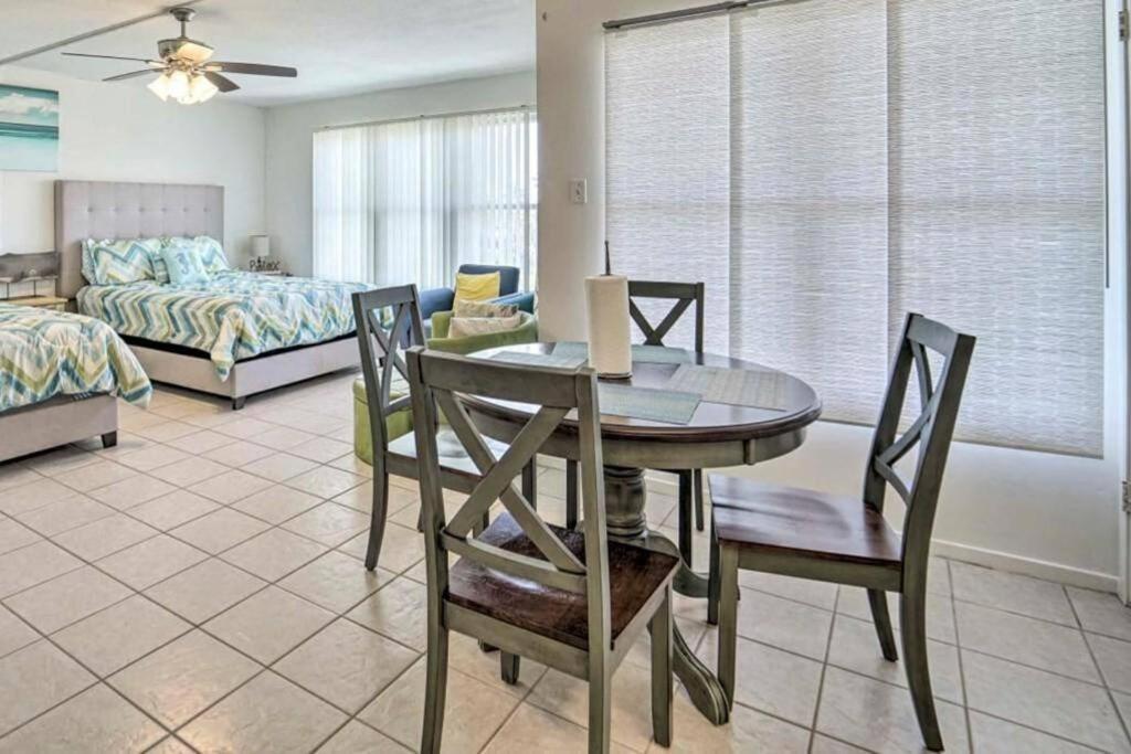 1 Bedroom Studio Near Beach W Pool & Amenities South Padre Island Esterno foto